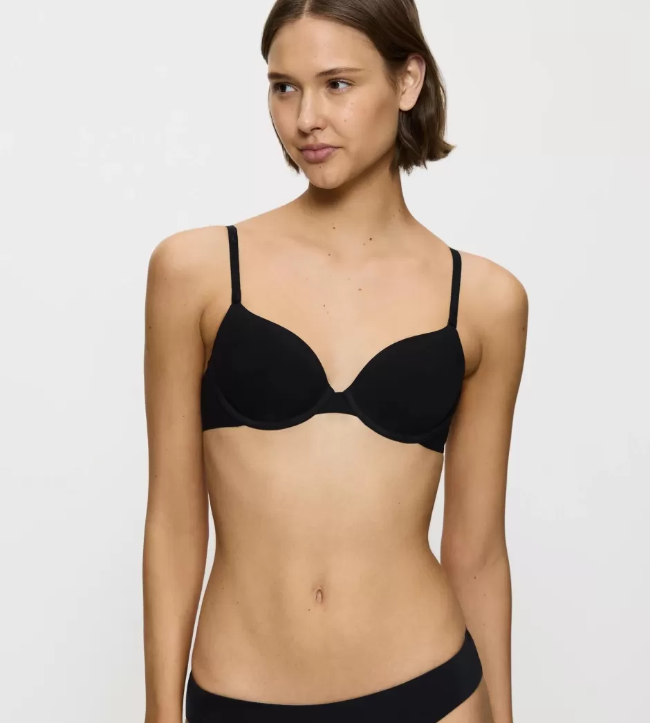 Triumph BODY MAKE-UP Black Clearance