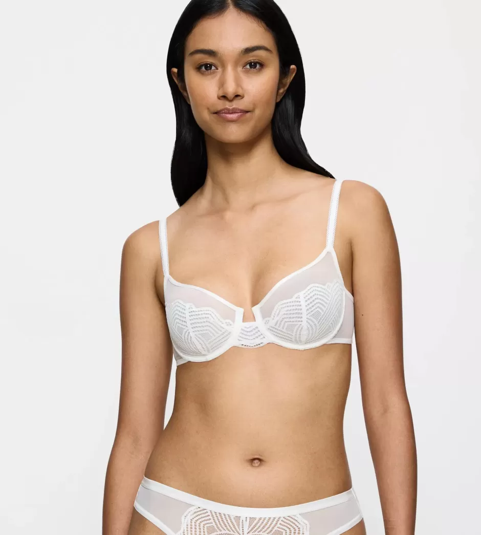 Triumph DELIGHTFUL SPOTLIGHT SilkWhite Best