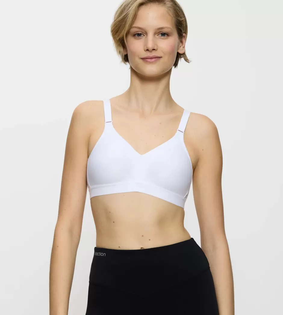 Triumph TRIACTION WELLNESS White Best